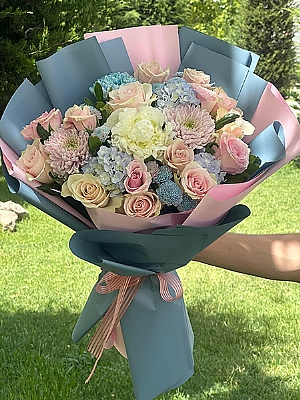 Ortanca ve Gl Buketi